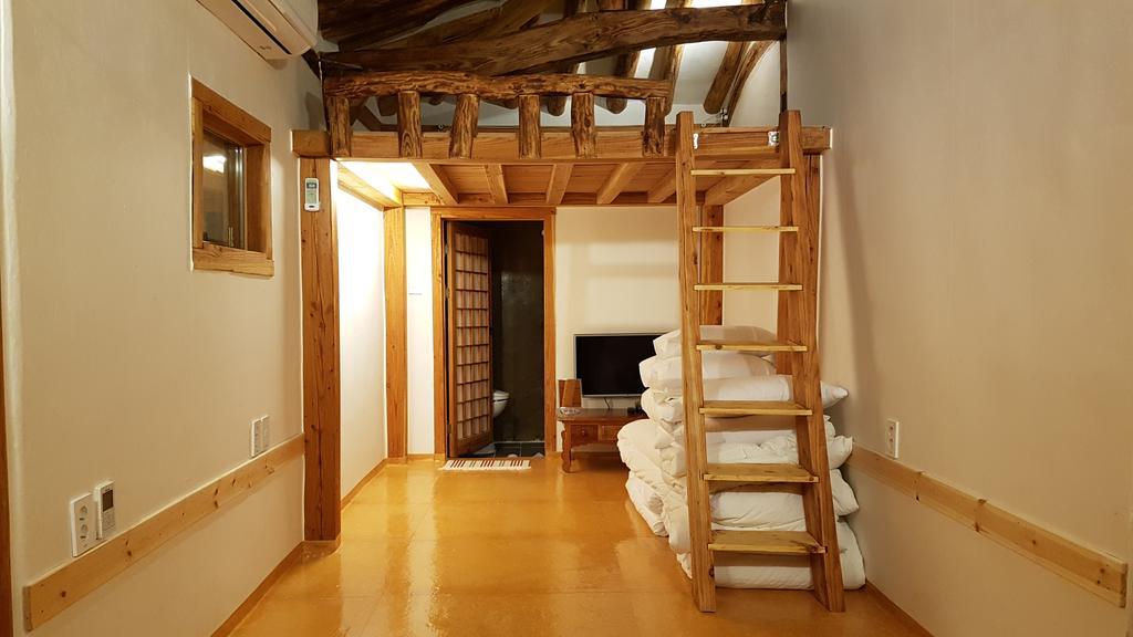 Ohnewwall Guesthouse Jeonju Zewnętrze zdjęcie