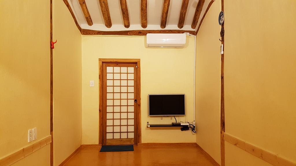 Ohnewwall Guesthouse Jeonju Zewnętrze zdjęcie