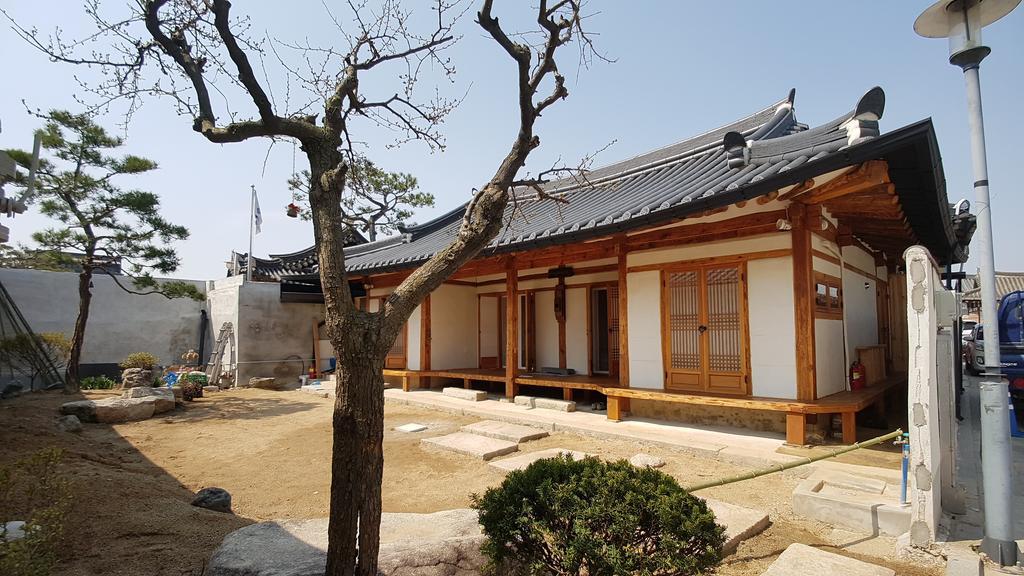Ohnewwall Guesthouse Jeonju Zewnętrze zdjęcie