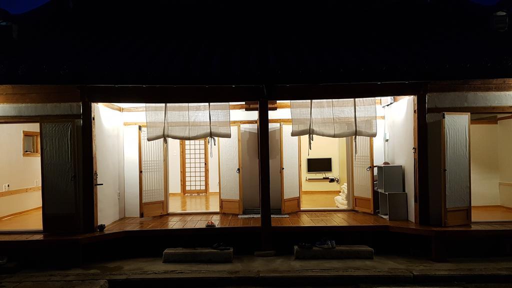 Ohnewwall Guesthouse Jeonju Zewnętrze zdjęcie