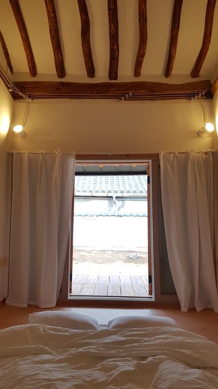 Ohnewwall Guesthouse Jeonju Zewnętrze zdjęcie