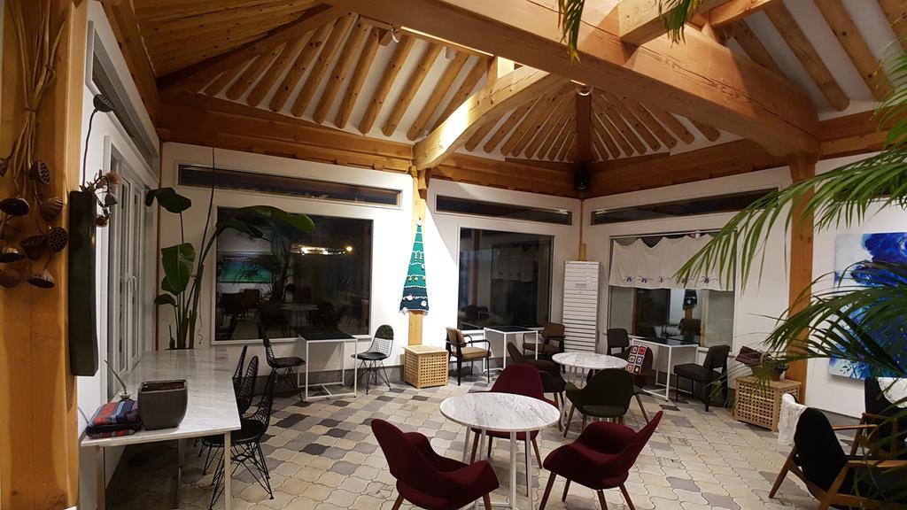 Ohnewwall Guesthouse Jeonju Zewnętrze zdjęcie