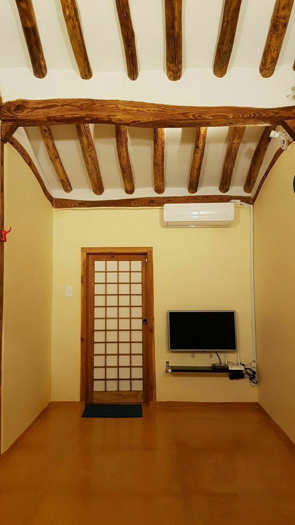 Ohnewwall Guesthouse Jeonju Zewnętrze zdjęcie